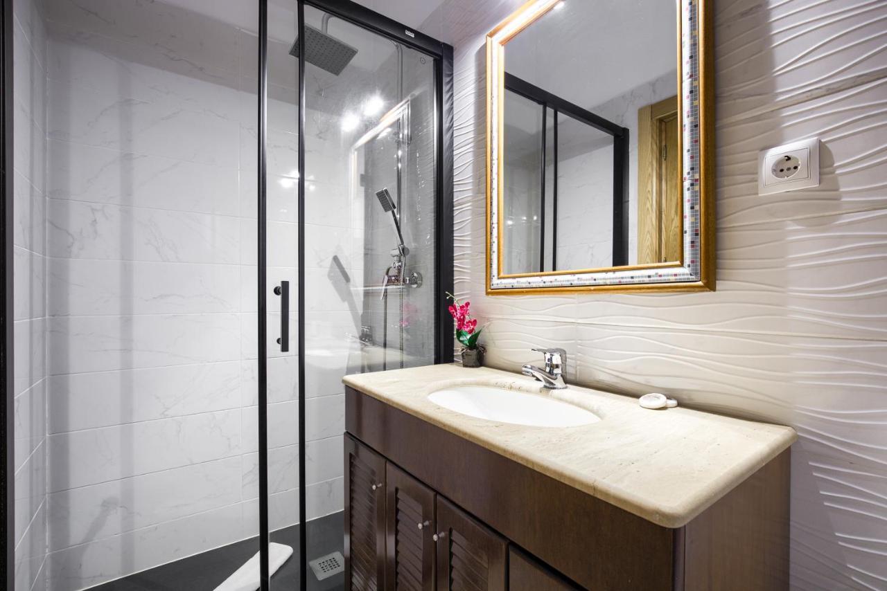 Apartamento Charming Tirso De Molina I Madrid Exterior foto